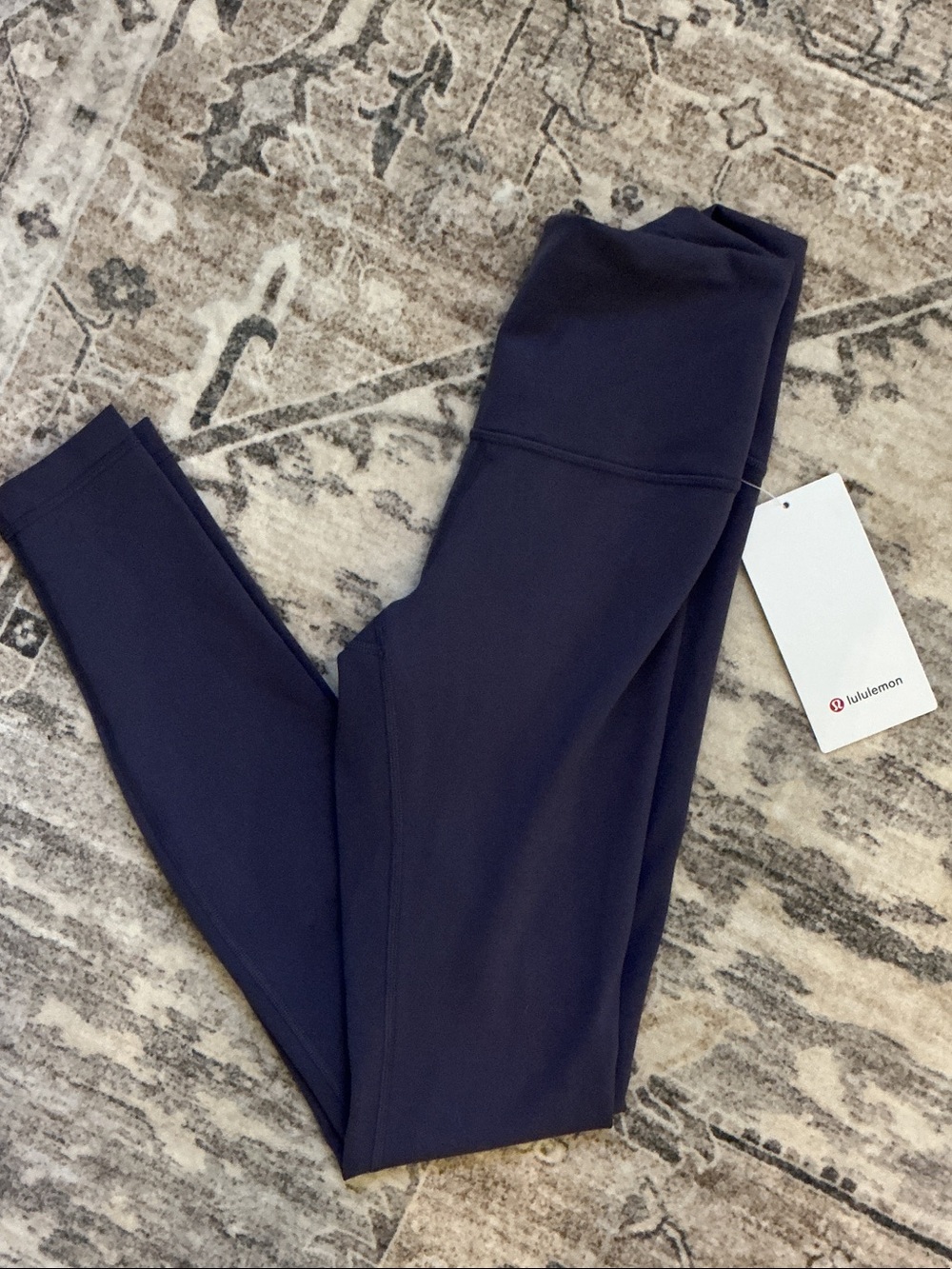LULULEMON Wunder Train High-Rise 28” leggings, size 4. NWT.